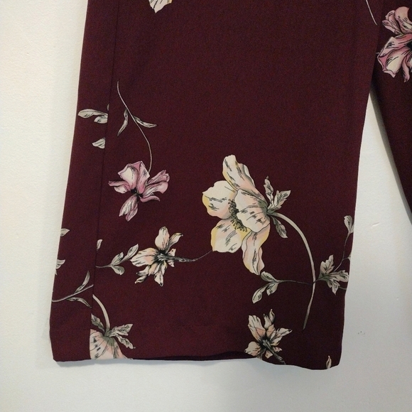 Lauren Conrad - Runway Floral Crop Wide Leg Pants - Picture 6 of 14